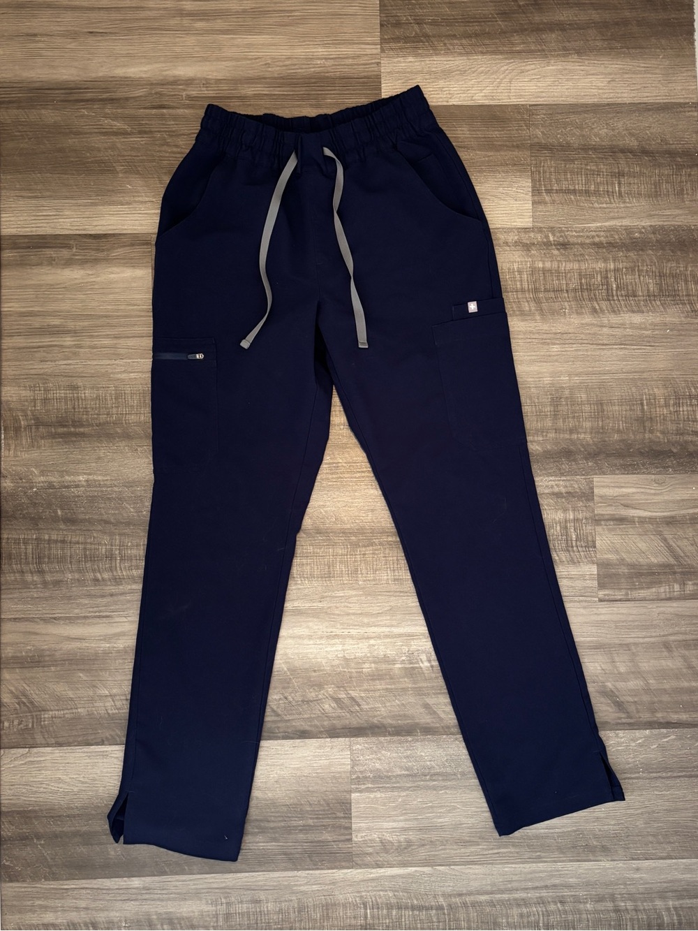 Figs dowa pant in navy